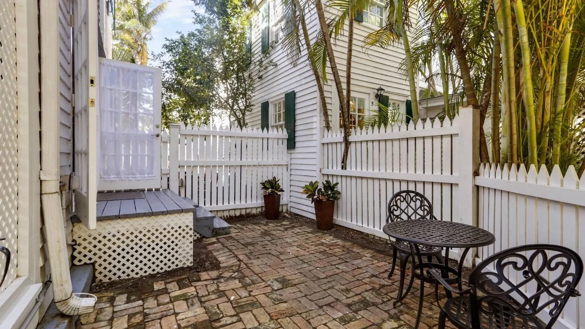 Holiday home Lazy Gecko By Avantstay Walk To Duval St In Key West Month Long Stays Only